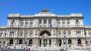 Se un infiorescenza non ha efficacia drogante non è reato venderla Le motivazioni della Cassazione commentate dall’Avv Capozzoli