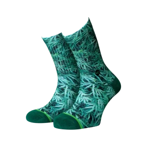 88101 LGZ Crew Sock Classic Leaves feet 300x300
